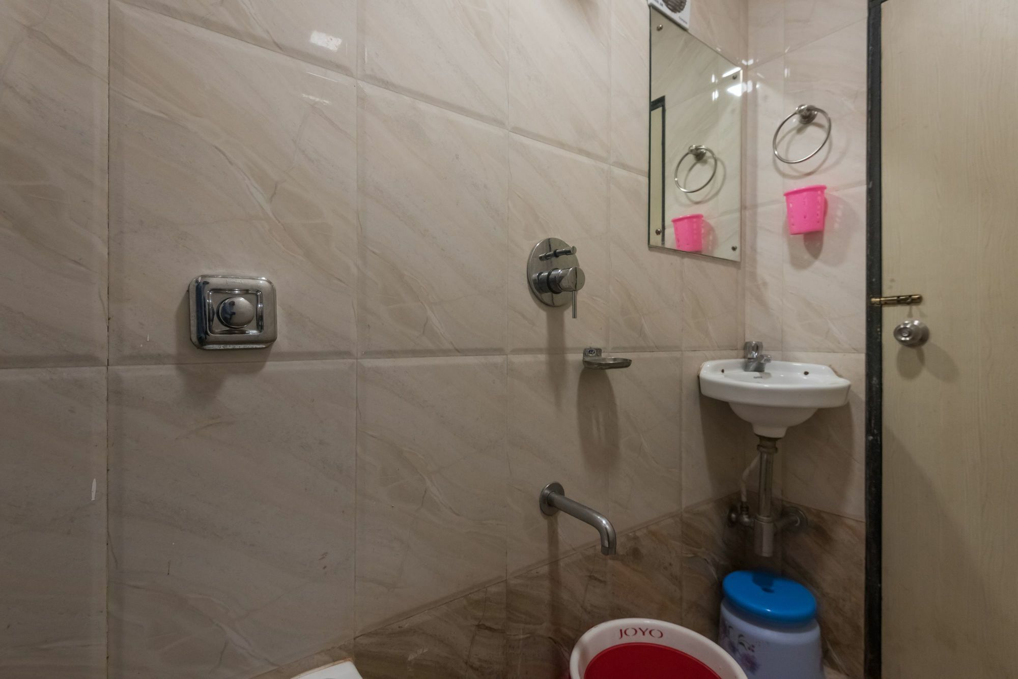 Hotel Minerva Residency Мумбаи Экстерьер фото