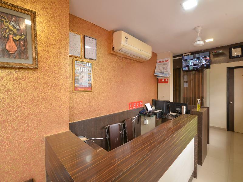 Hotel Minerva Residency Мумбаи Экстерьер фото